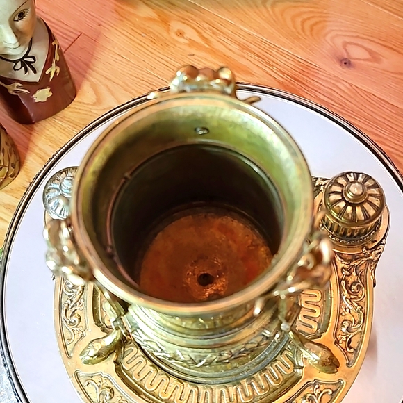 Antique French Brass Ink Well - Picture 8 of 10